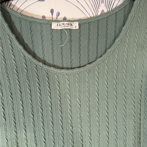 Green Sleeveless Sheath Midi Dress - Picture 2 of 3